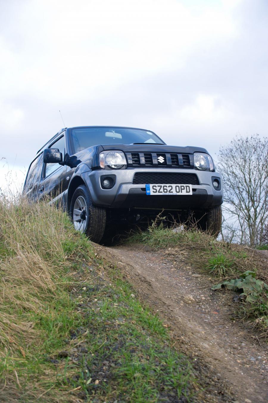  Suzuki Jimny 2013 года  (UK) (фото 10 из 20)